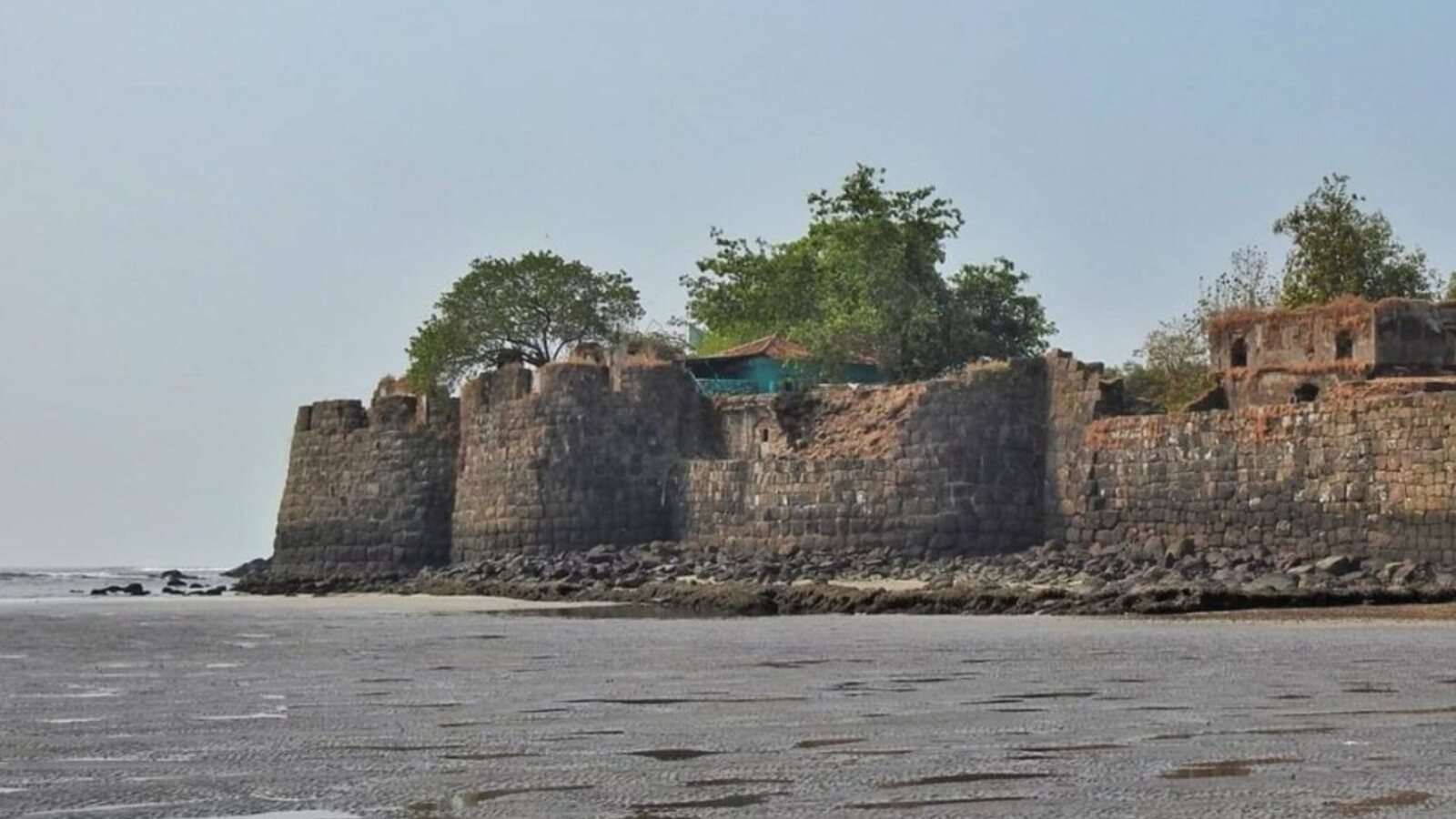 Mumbai to Alibaug beach