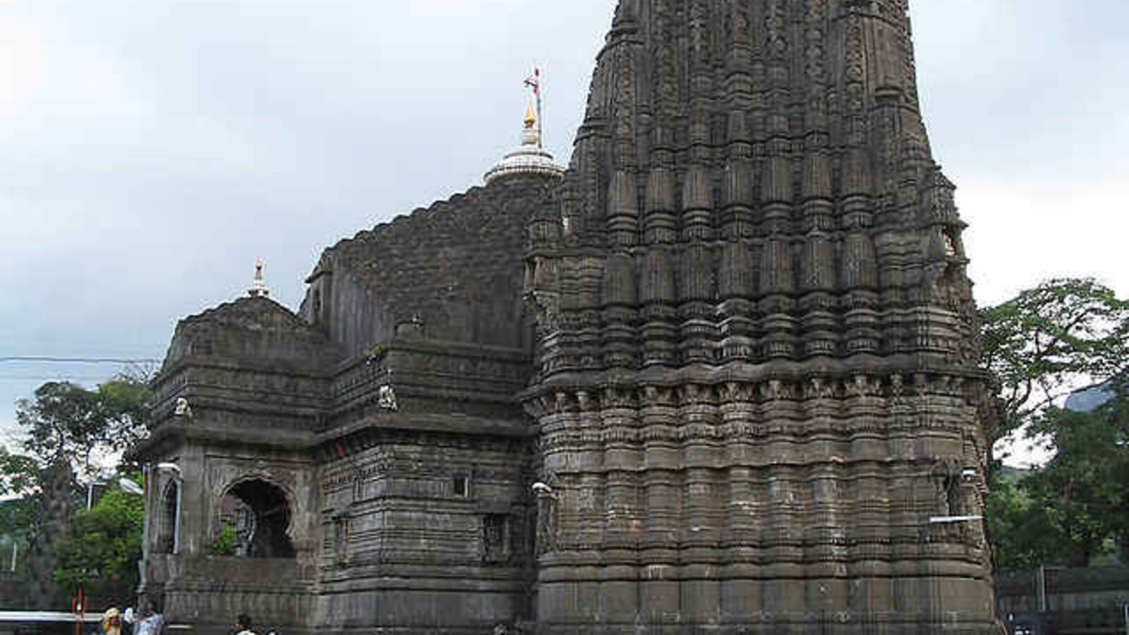 Mumbai to Nashik cab